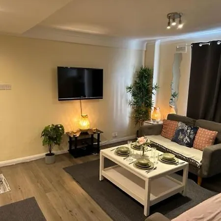Superb One Bedroom Private Apartment